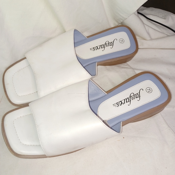 Fanfares Shoes Fanfare Womens White Mules Sandals Size 75 Poshmark